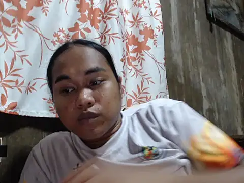 bettina love online show from 10.10.25