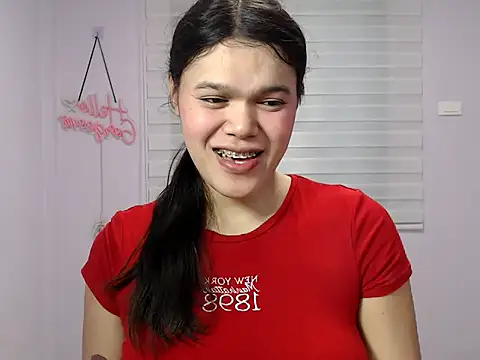 Snapshot of Miss_Ivanawolf chatting on 07.06.26 Miss Ivanawolf online show from 07.06.26