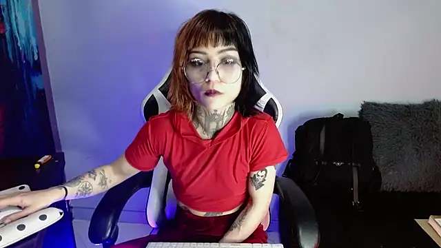 Snapshot of Ardat_Lili69 chatting on 02.06.25 Ardat Lili69 online show from 02.06.25