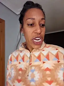 Goldenlace online show from 11.15.25