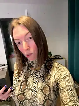 Snapshot of Daisy_Michto_Officiel chatting on 02.06.26 Daisy Michto Officiel online show from 02.06.26