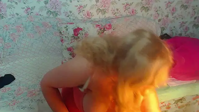 BustyDonnaSexyy online show from 03.01.25