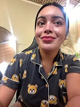 HotstuffCherrySummer online show from 01.13.26