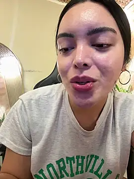 HotstuffCherrySummer online show from 01.16.26