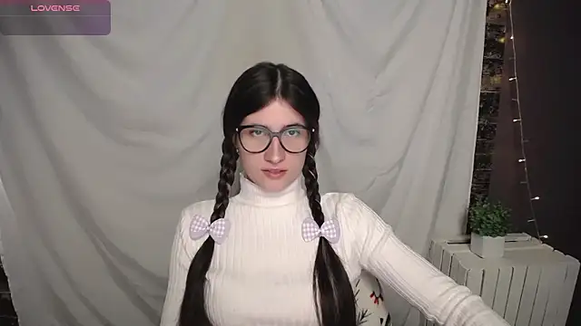 MaryEm976 online show from 12.05.24