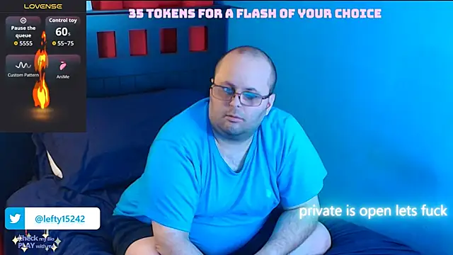 Snapshot of lefty15242 chatting on 10.20.25 lefty15242 online show from 10.20.25