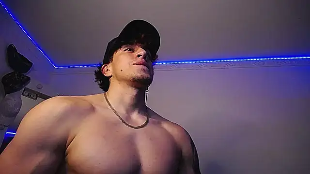 strongboy  online show from 01.12.25