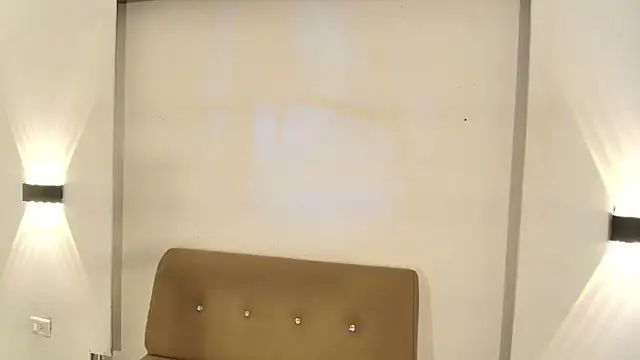 Snapshot of xGenesis_Miller_ chatting on 10.31.25 xGenesis Miller  online show from 10.31.25