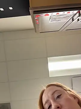 cinnatitties online show from 10.29.25