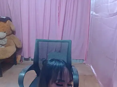 Snapshot of xxSexyBitch69xx chatting on 07.28.26 xxSexyBitch69xx online show from 07.28.26