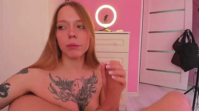 Snapshot of keyli_ink chatting on 02.27.26 keyli ink online show from 02.27.26