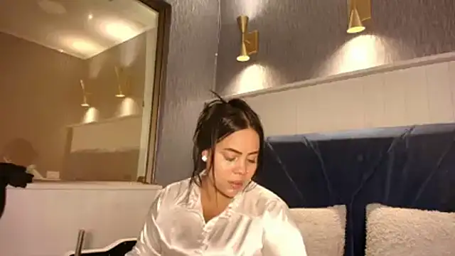 EmilyQueen3x online show from 03.14.26