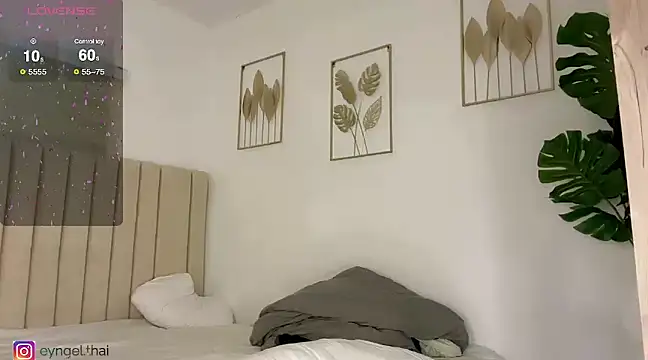 IvyOlivia online show from 01.31.25