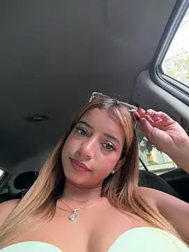 Snapshot of belaa_1 chatting on 05.20.26 belaa 1 online show from 05.20.26