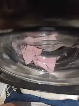 Snapshot of alex899927 chatting on 05.25.26 alex899927 online show from 05.25.26