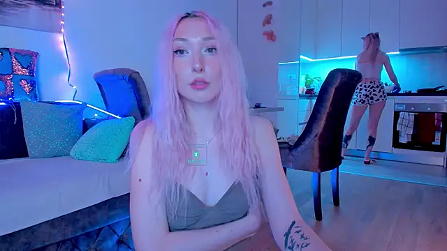 AlexRoseLiRed online show from 12.15.24