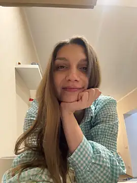 AllisonStark online show from 12.18.24