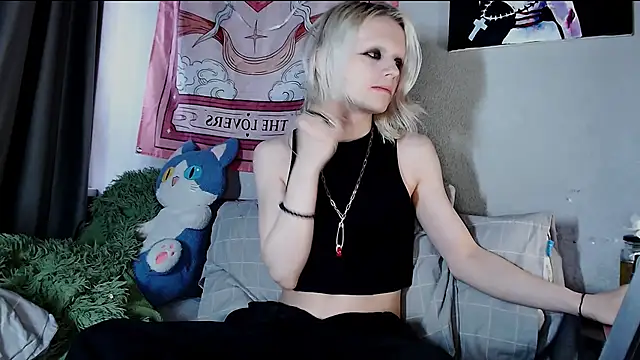 Alien Bella online show from 05.22.26