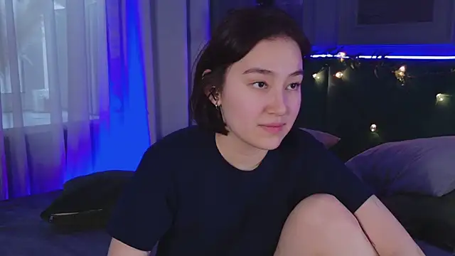 Snapshot of So_audrey chatting on 12.24.24 So audrey online show from 12.24.24