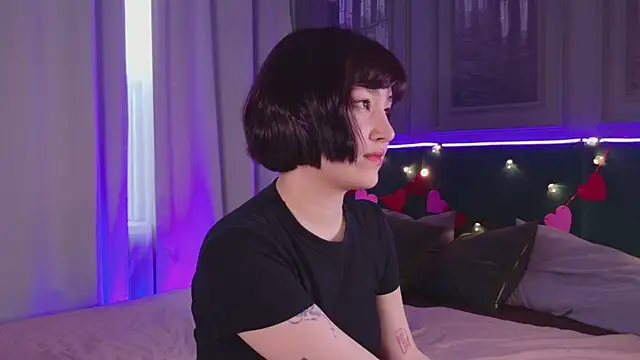 Snapshot of So_audrey chatting on 02.15.25 So audrey online show from 02.15.25