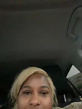 Snapshot of BigFineSelena chatting on 03.15.25 BigFineSelena online show from 03.15.25