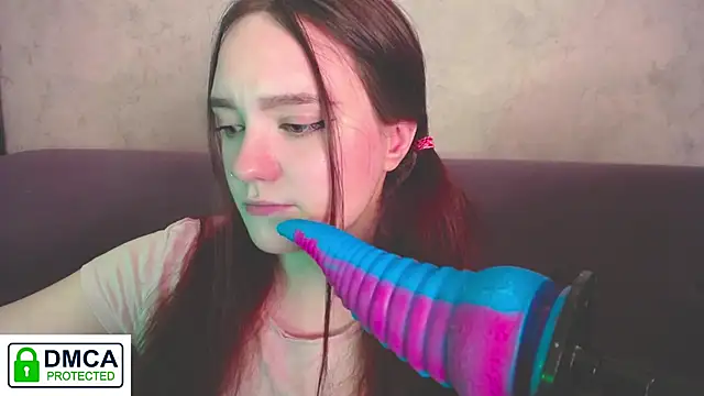 Snapshot of Alyssa___Scarlet chatting on 10.23.25 Alyssa Scarlet online show from 10.23.25