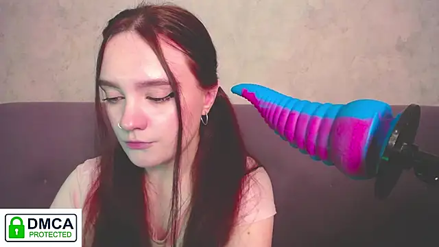 Alyssa   Scarlet online show from 11.19.25