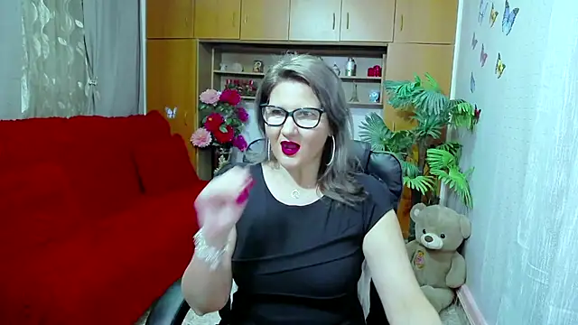 LucilleFenlys online show from 12.07.24