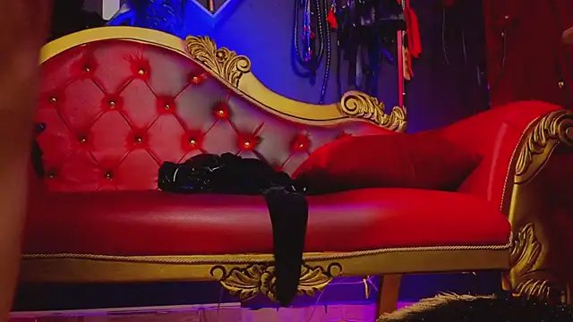 PerlaDivaio online show from 01.11.25