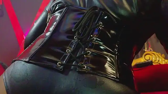 PerlaDivaio online show from 10.06.25