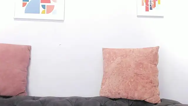 miss soffi  online show from 01.09.25