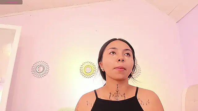 miss soffi  online show from 01.22.25