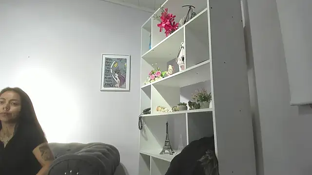 Snapshot of miss_soffi_ chatting on 04.25.26 miss soffi online show from 04.25.26