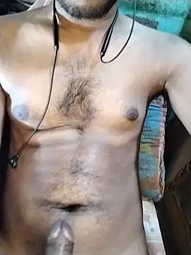 Snapshot of vampynik chatting on 12.05.25 vampynik online show from 12.05.25