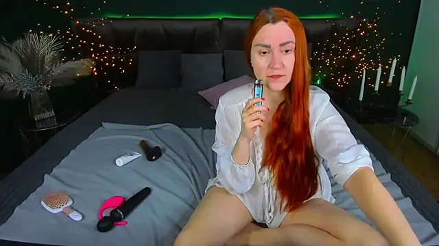 Snapshot of Kamilla_Hot chatting on 03.03.26 Kamilla Hot online show from 03.03.26