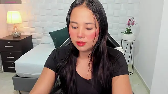 Snapshot of isabella_florez chatting on 12.07.24 isabella florez online show from 12.07.24