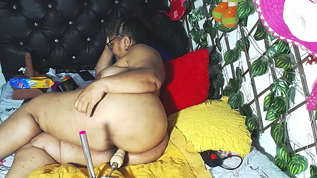 mature beautiful online show from 02.28.25