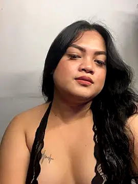 Snapshot of Moxie_Molly chatting on 09.28.25 Moxie Molly online show from 09.28.25