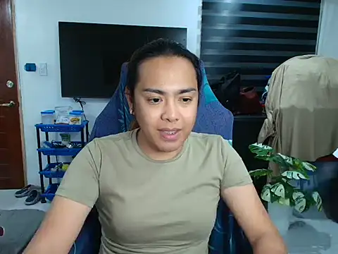 Snapshot of Your_PrettyGirlxxx chatting on 07.18.26 Your PrettyGirlxxx online show from 07.18.26