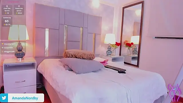 AmandaNordby  online show from 01.10.25