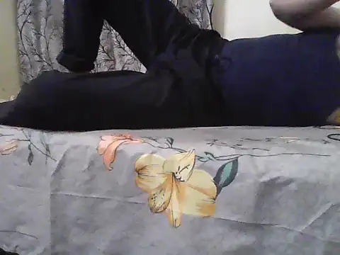 Snapshot of Desi_Rider_Aadi chatting on 10.24.25 Desi Rider Aadi online show from 10.24.25