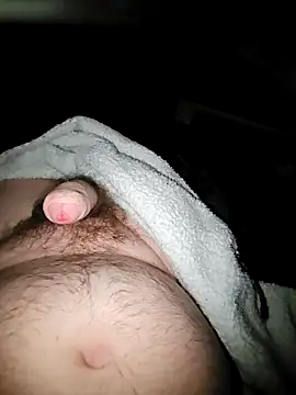 Snapshot of thefox92 chatting on 12.15.24 thefox92 online show from 12.15.24