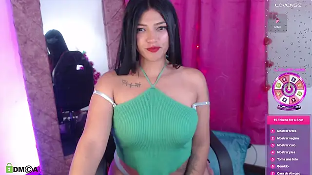 Julia 7 online show from 01.14.25