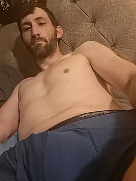 Snapshot of lewis7869 chatting on 09.19.25 lewis7869 online show from 09.19.25