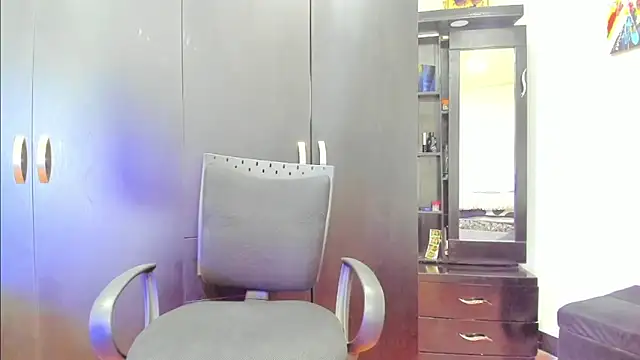 Candy And Andy  online show from 03.19.25