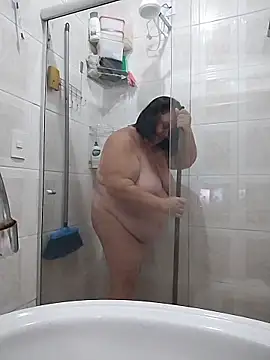 Yaya Mineira online show from 04.21.26