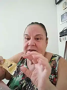 Snapshot of Yaya_Mineira chatting on 04.23.26 Yaya Mineira online show from 04.23.26