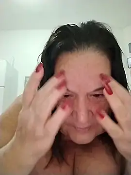 Snapshot of Yaya_Mineira chatting on 05.18.26 Yaya Mineira online show from 05.18.26