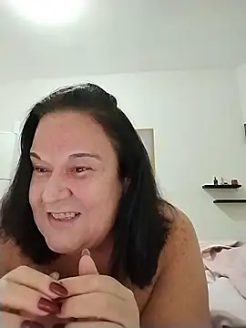 Snapshot of Yaya_Mineira chatting on 05.24.26 Yaya Mineira online show from 05.24.26