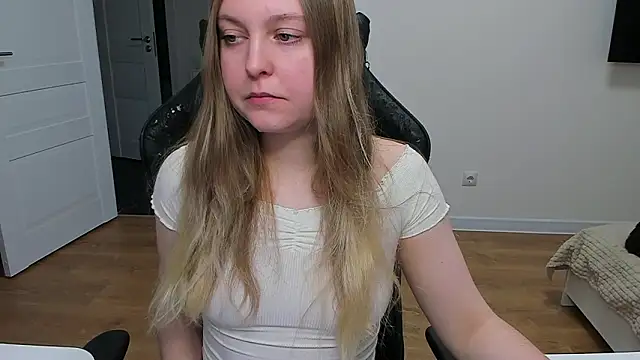 Snapshot of stacy_miracle chatting on 03.26.26 stacy miracle online show from 03.26.26